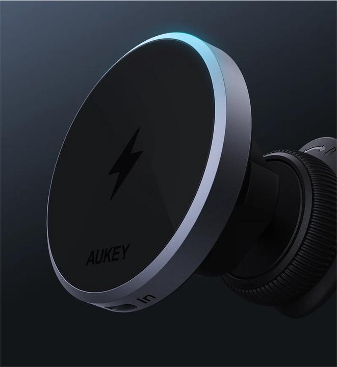 Actual product image Aukey Maglink Phone Dash Mount (15 W)