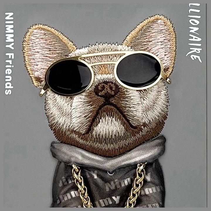 Actual product image Uniq Nimmy case iPhone 16 Pro 6.3" gray Glasses Cool Dog (Apple iPhone 16 Pro)
