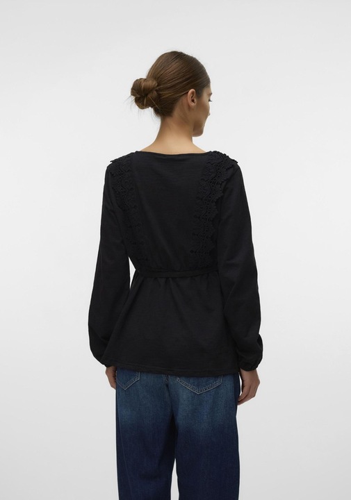 Actual product image Mamalicious Regular fit round neck top blouse (XS)