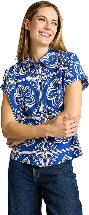 blue flower tile design