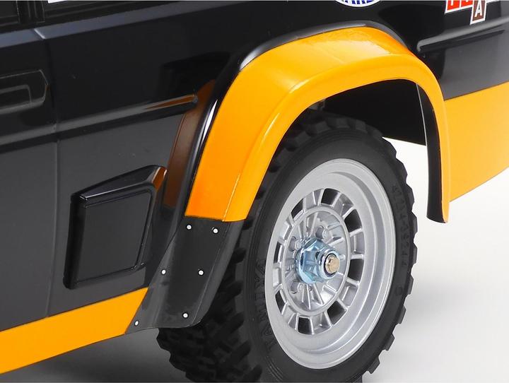 Actual product image Tamiya Fiat 131 Abarth Olio Fiat MF-01X (Kit)