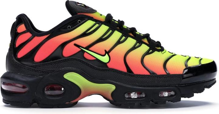 Image du produit Nike Air Max Plus Black Volt Solar Red (Women's) (40.5)