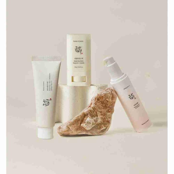Actual product image Beauty of Joseon Ginseng Moist Sun Serum (50 ml)
