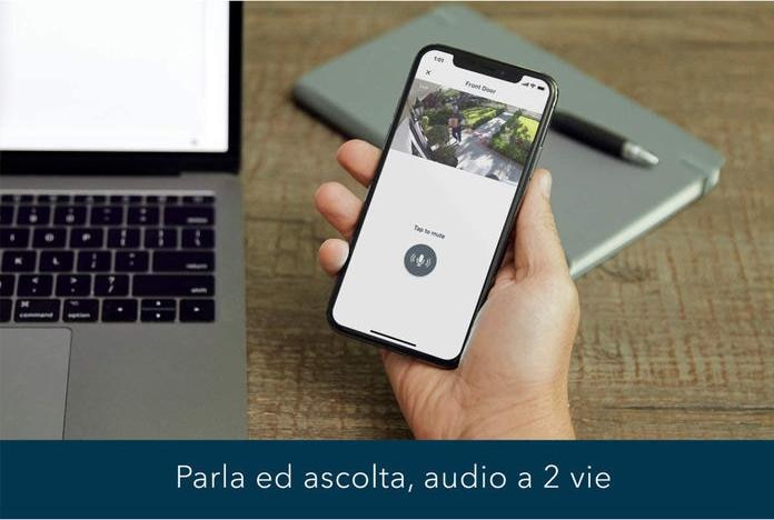 Actual product image Arlo Essential Spotlight, Single camera black (1920 x 1080 Pixels)