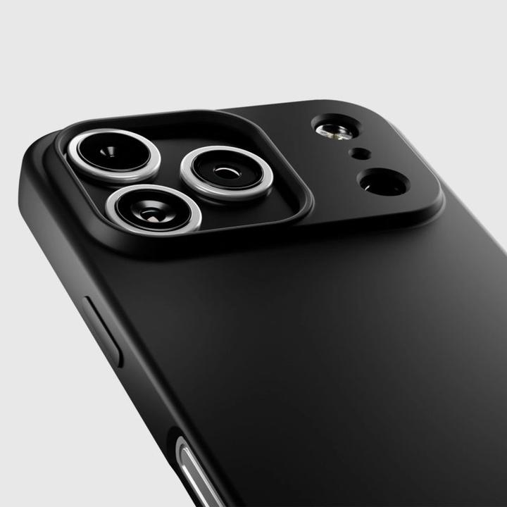 Actual product image SBS Cover (Apple iPhone 17 Pro)