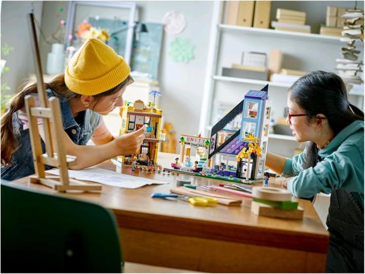 Produktbild LEGO Stadtzentrum (41732, LEGO Friends)