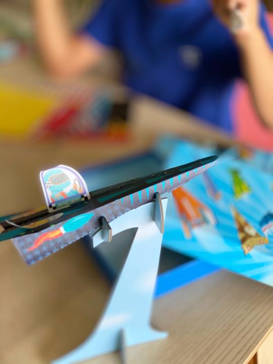 Actual product image Box Candiy Paper Airplanes Art - Totally Paper Planes - (BC-1915)