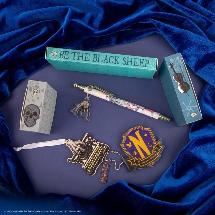 Productafbeelding Cinereplicas Wednesday Adventskalender Deluxe 2025