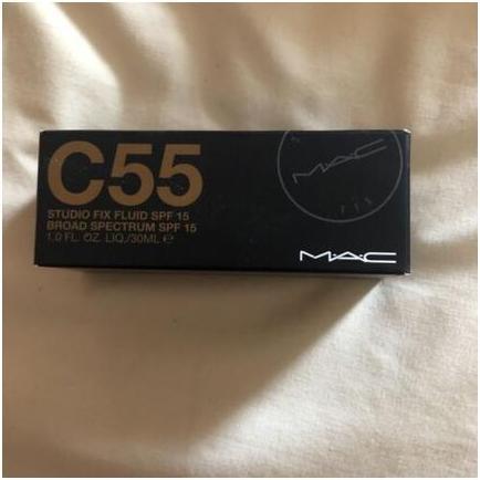 Actual product image MAC Cosmetics Studio Fix Fluid SPF 15 (No. C55)