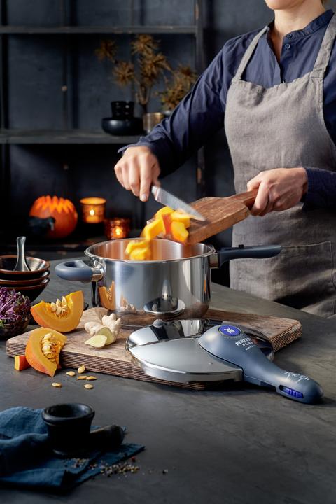 Actual product image WMF Pressure cooker (22 cm, Steam cooker, Stainless steel)