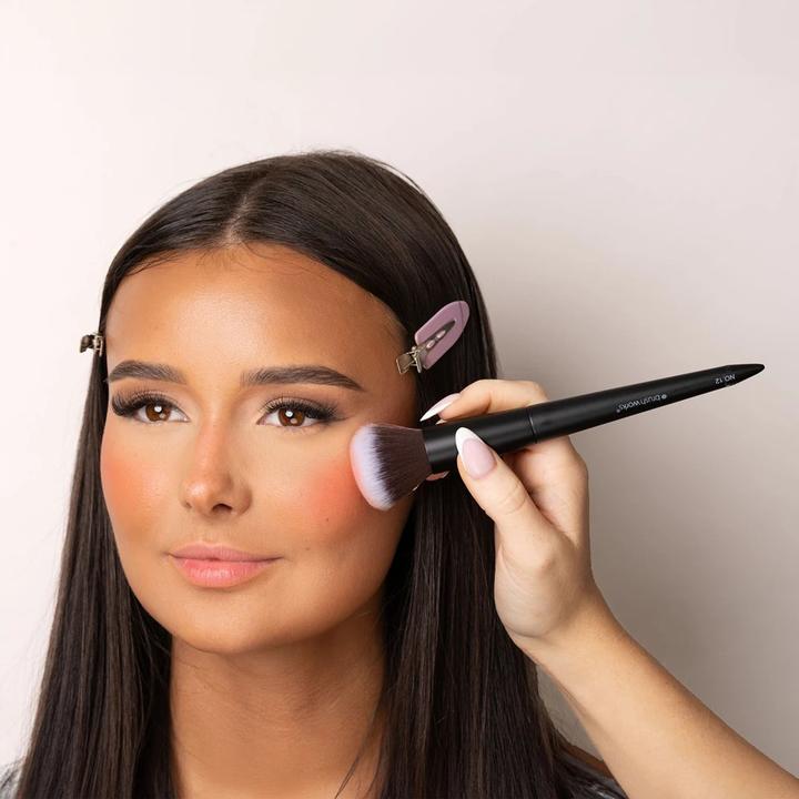 Actual product image Brush Works Blush Brush (Blusher)