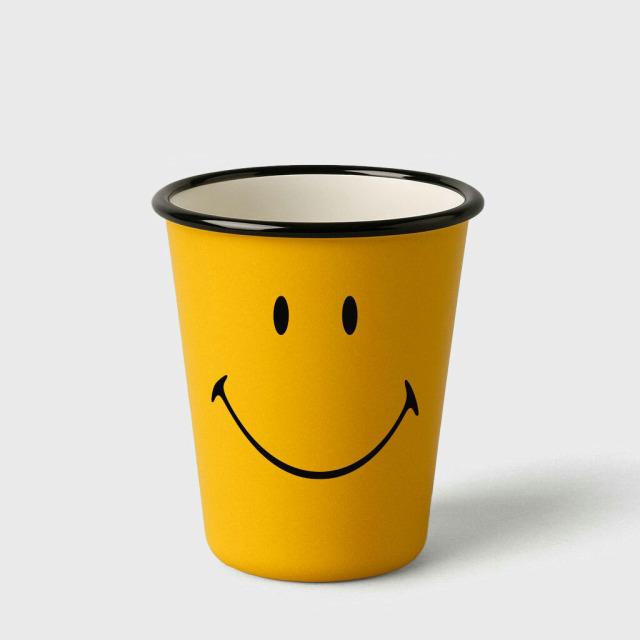 Actual product image Winkee Emaille Smiley Becher