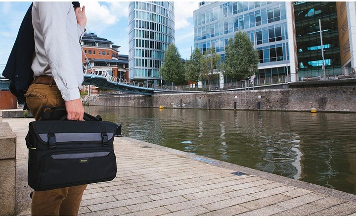 Produktbild Targus City Gear Messenger (17.30", Universal)
