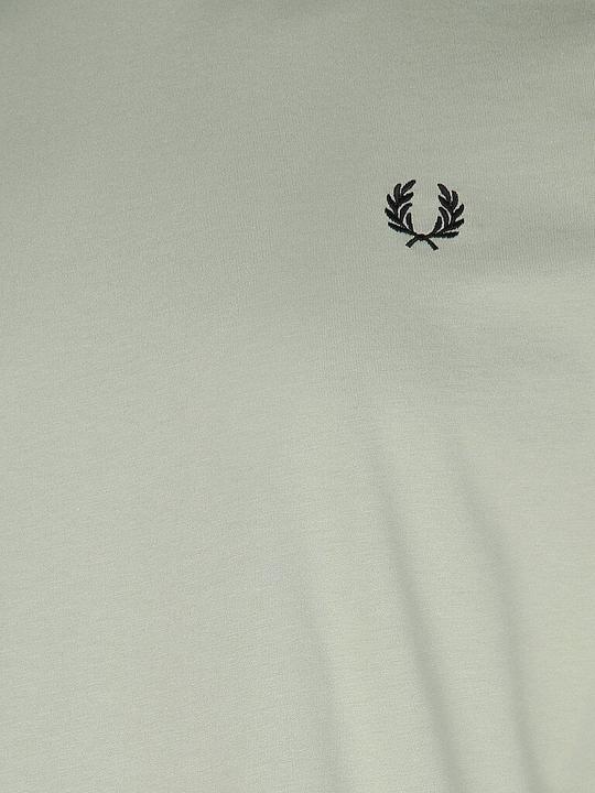 Actual product image Fred Perry M1588 (L)