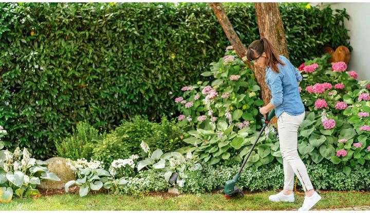 Produktbild Bosch Home & Garden Rasentrimmer EasyGrassCut 23 (Trimmfaden)