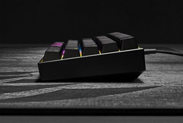 Actual product image Corsair K65 RGB Mini (CH, Cable)