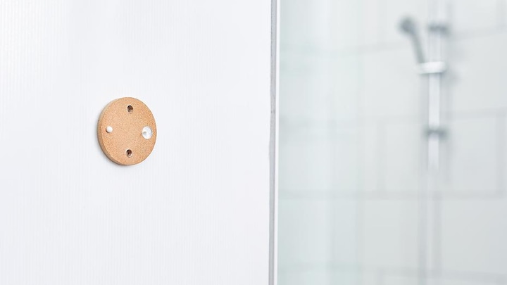 Actual product image tesa SPAA wall shower holder incl. adhesive solution without drilling