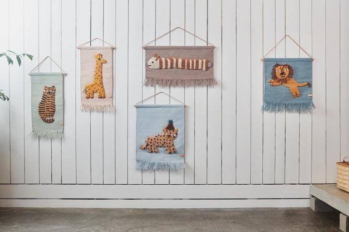 Actual product image OYOY Mini Tapestry Giraffe (70 x 32 cm)