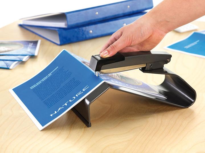 Image du produit Bostitch Piqueuse à cheval (20 feuilles)