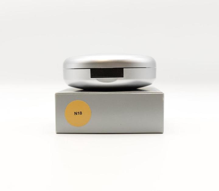 Actual product image MAC Cosmetics Studio Fix Tech Cream-To-Powder Foundation (No. N18)