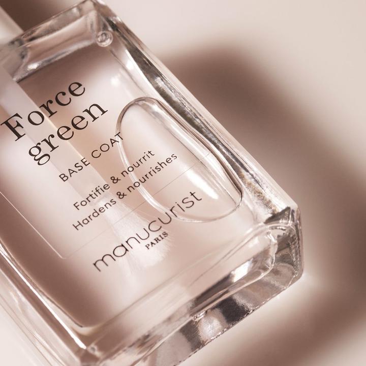 Produktbild Manucurist Base Force Green Fl 15 ml (Transparent, Base Coat)