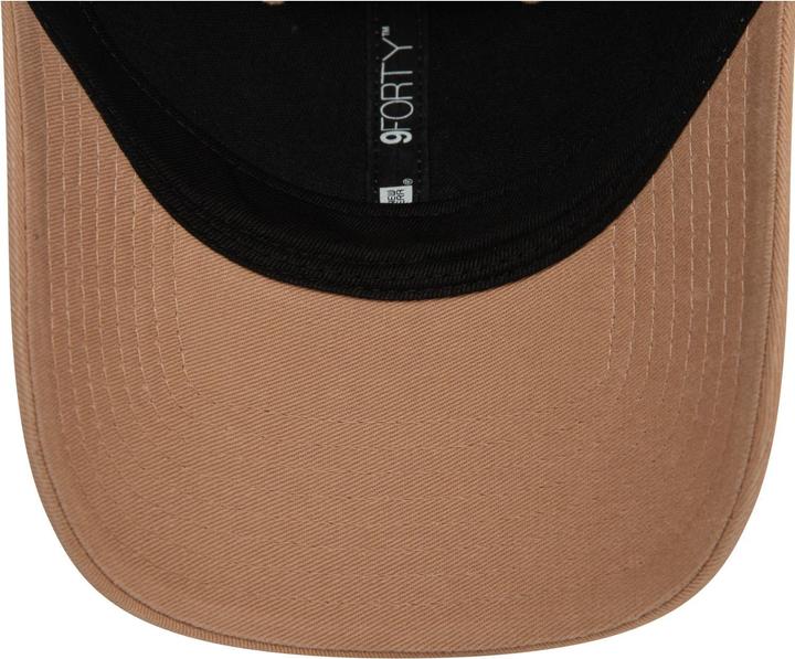 Actual product image New Era 9Forty Strap Cap - WASHED Los Angeles Dodgers beige