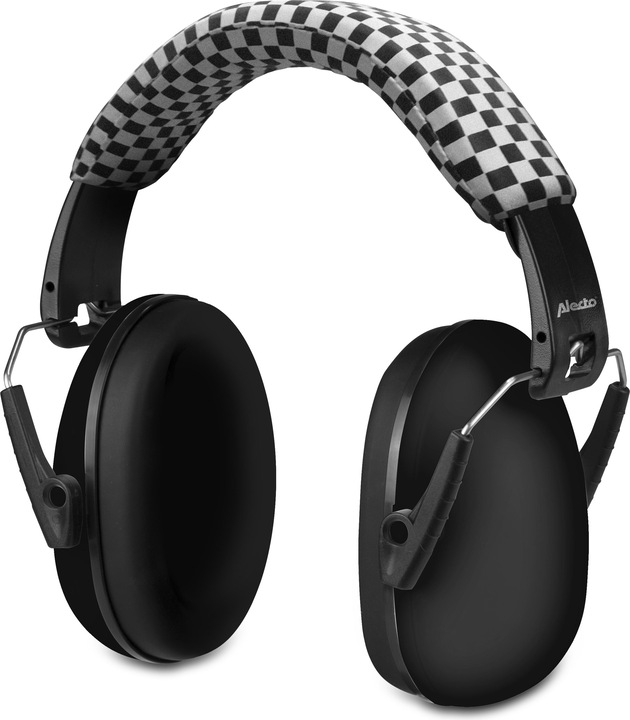 Black, Wit