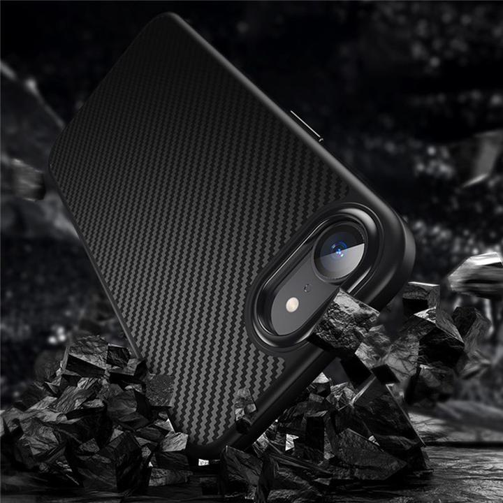Produktbild Ueli Express MagSafe Carbon Fiber Optik Case (Apple iPhone 16e)