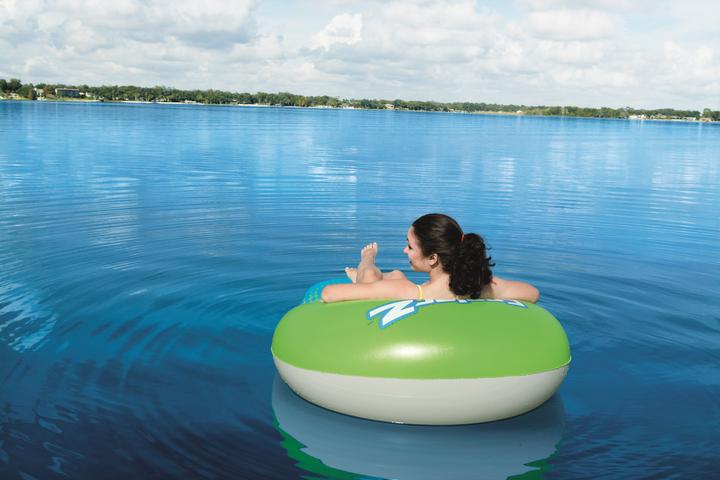 Actual product image Bestway Bathing island