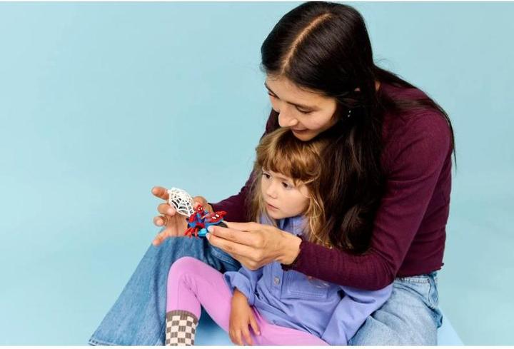 Produktbild LEGO Spidey auf Motorrad vs. Rhino (LEGO Marvel)