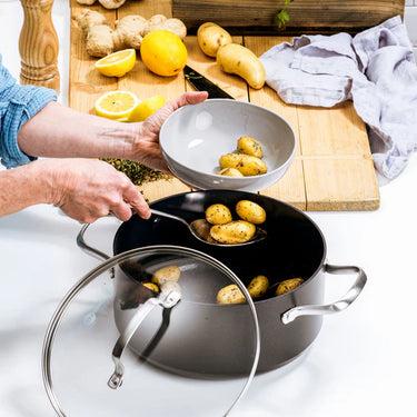Produktbild Greenpan Copenhagen Kookpot met keramische antikleeflaag met deksel 20cm (CC003345001) (Kochtopf, Aluminium)