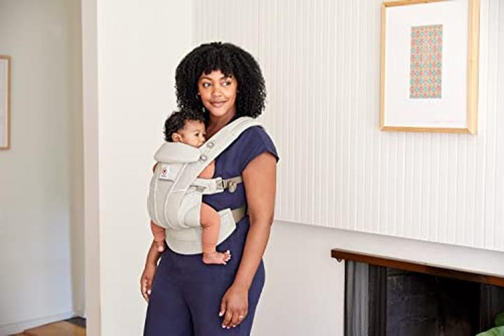 Actual product image Ergobaby Omni Breeze
