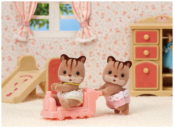 Actual product image Sylvanian Families Walnut Squirrel Twins