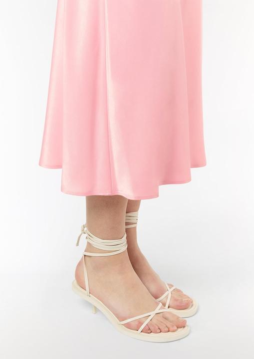 Actual product image Comma Kleid Satinkleid mit Wasserfall-Ausschnitt (42)