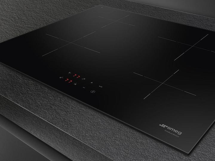 Image du produit Smeg SI2641D Table de cuisson à induction, 60 cm, vitrocéramique noire, coupe en C (60 cm, Table de cuisson électrique)