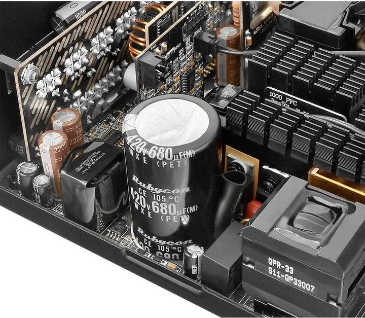 Actual product image Thermaltake Toughpower GF3 (750 W)