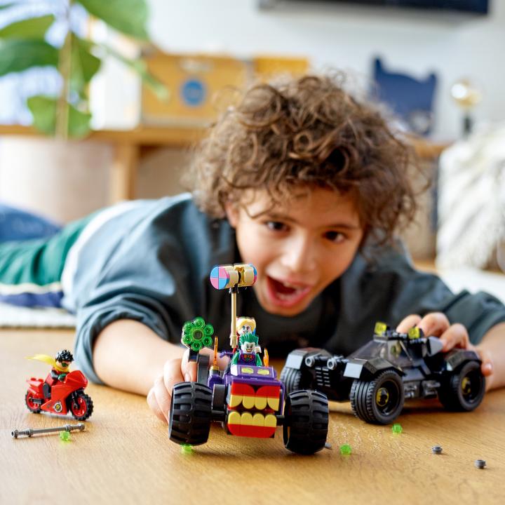 Actual product image LEGO Jokers Trike Chase (76159, LEGO DC)