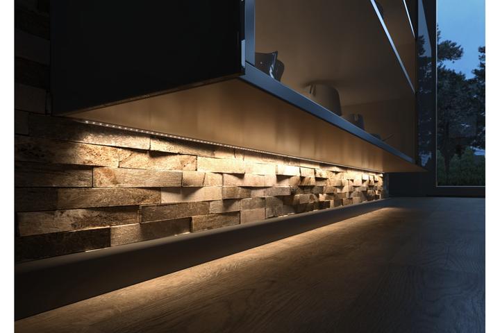 Produktbild Halemeier LED Bänder Versa Inside 600 / 12 V (Warmweiss, 120 cm, Indoor)