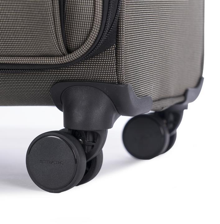 Actual product image Stratic Bendigo Light Plus 4-wheel trolley 84 cm laptop compartment (96 l)