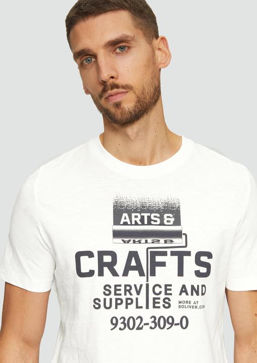 Produktbild S.Oliver T-Shirt Baumwoll-T-Shirt mit Frontprint und Flammgarnstruktur (XL)