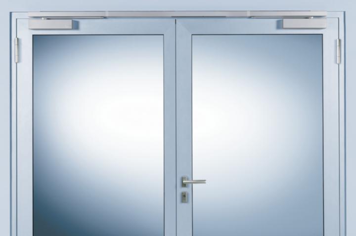 Actual product image Dormakaba Guide rail with closing follower controller GSR Contur Design (Entrance door, French window, Room door, Wooden door, Indoor)