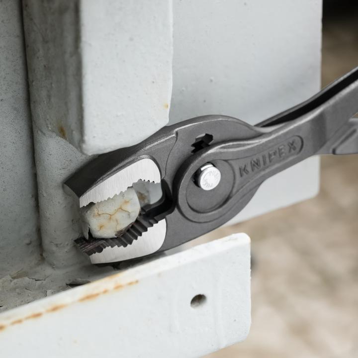 Actual product image Knipex TwinGrip front gripper 82 01 250 (red, length 250mm) (250 mm)