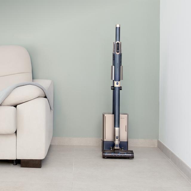 Produktbild Cecotec Kabelloser Staubsauger mit Selbstentleerungsstation Scoba 2100 Station. 210W, bürstenloser D