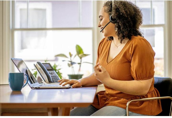 Productafbeelding Poly Voyager 4300 UC Serie 4320 (Draadloze, USB-A, Microsoft Teams, Zoom)