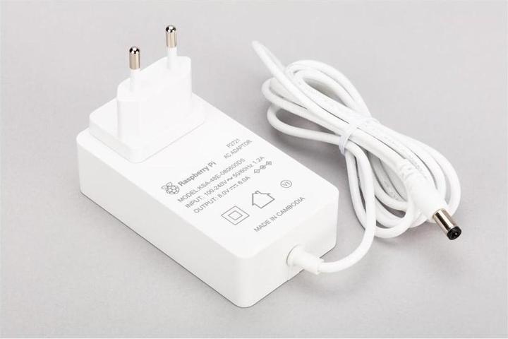 Actual product image Berrybase 48W power supply for Raspberry Pi Build HAT, EU, white