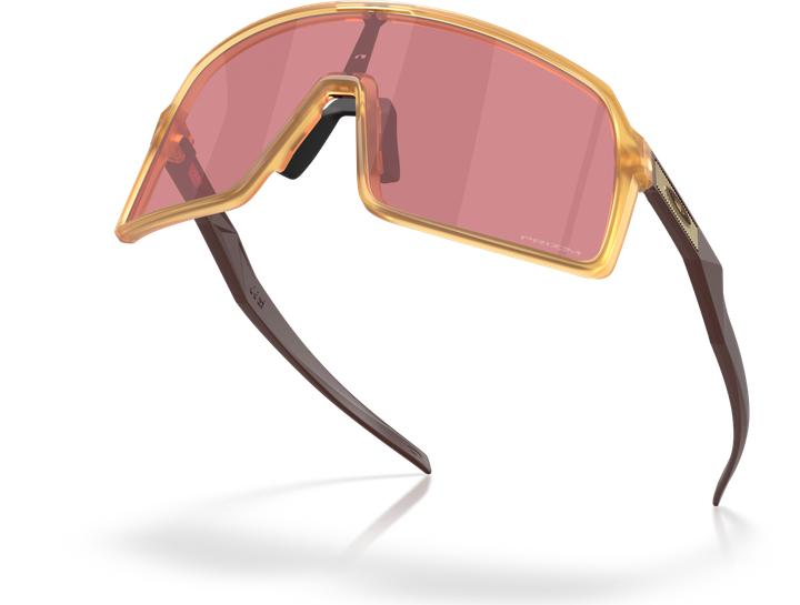 Actual product image Oakley Sutro Sonnenbrille Matte Trans Light Curry / Prizm Dark Golf (Matte Trans Light Curry, PRIZM DARK GOLF)