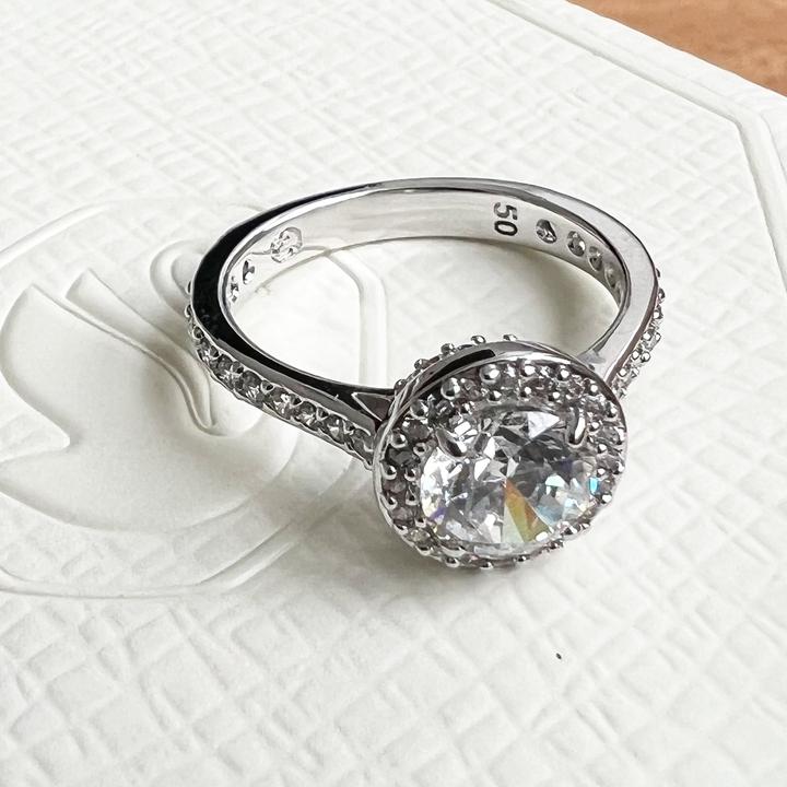 Immagine prodotto Swarovski Anello Constella Cocktail Round Pavé Argento (50)