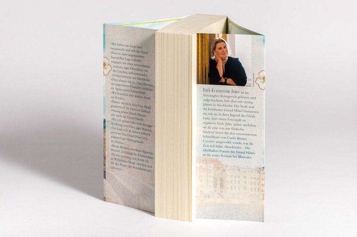 Actual product image Stockholm - Die fabelhaften Frauen des Grand Hôtel (German, Ruth Kvarnström-Jones, 2024)