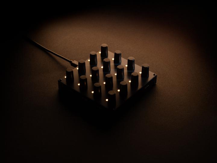 Produktbild Intech Studio Grid Series 3 - EN16 Detent