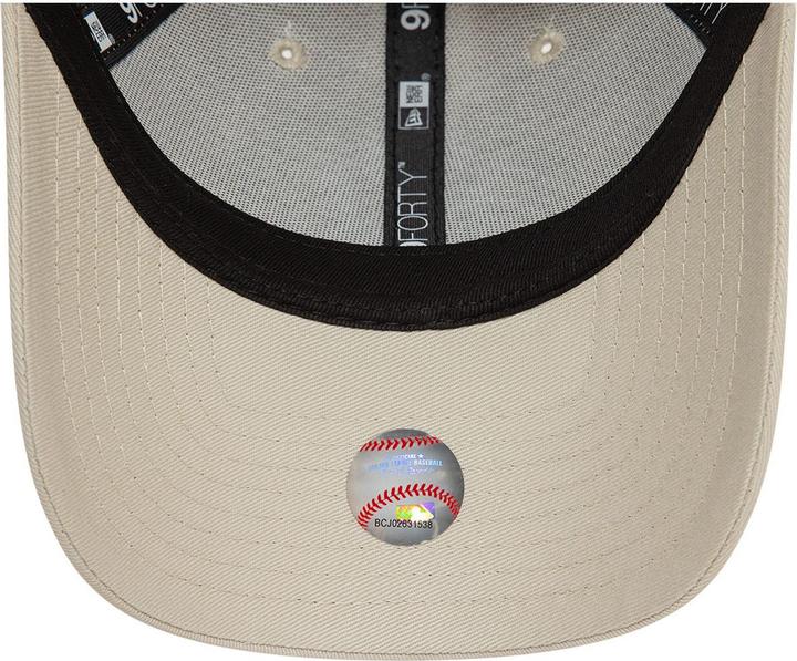 Actual product image New Era 9Forty Strapback Cap - New York Yankees stone (One size)